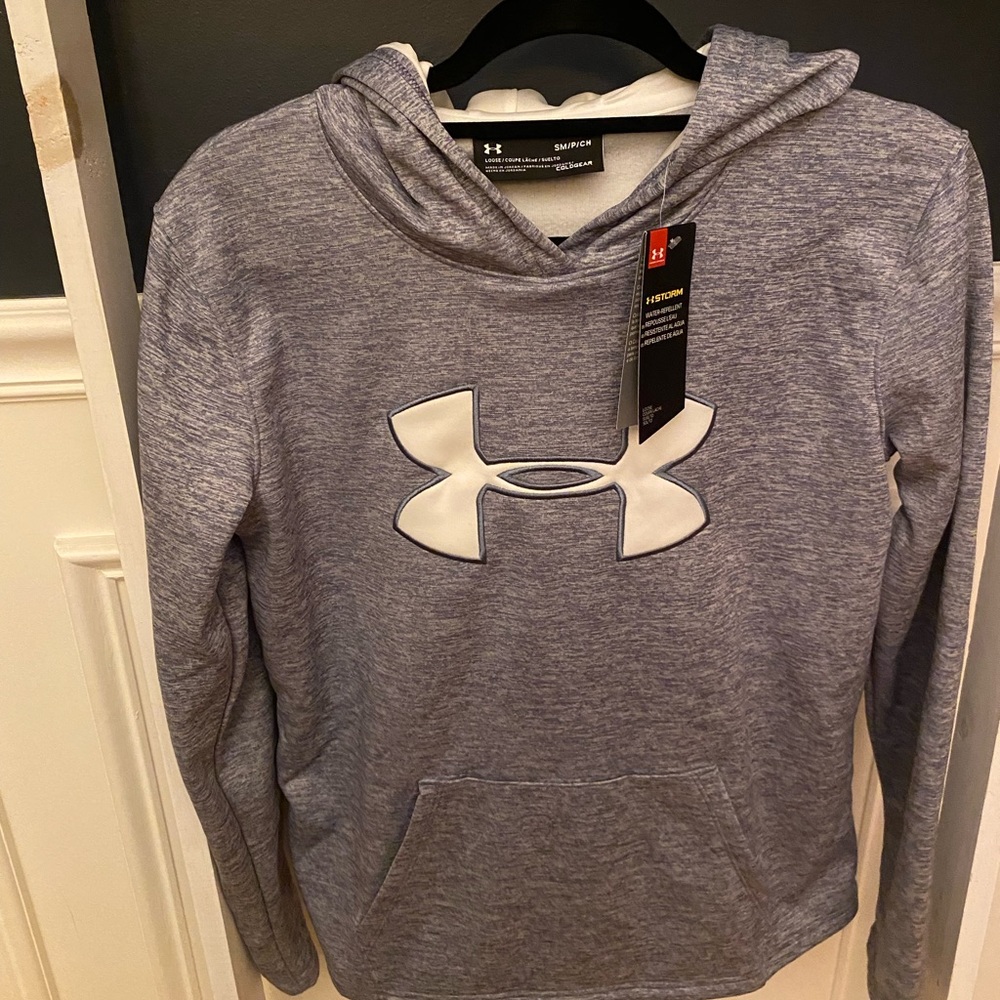 Women’s Under Armour - new with tags sweatshirt